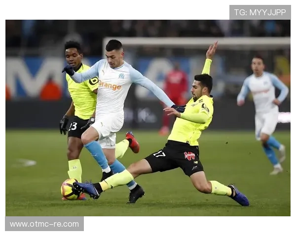 精彩瞬耀足球瞬间回顾汇聚全球顶级进球与精彩镜头